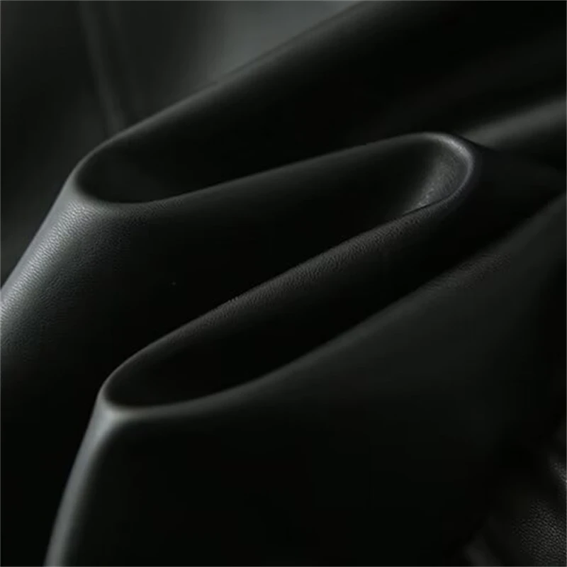 KEANKETIAN 2025 Autunno Nuovo Y2K Arco Ricamato Giacca in ecopelle Cerniera da donna Doppie tasche Giacca allentata Moda Tuta sportiva