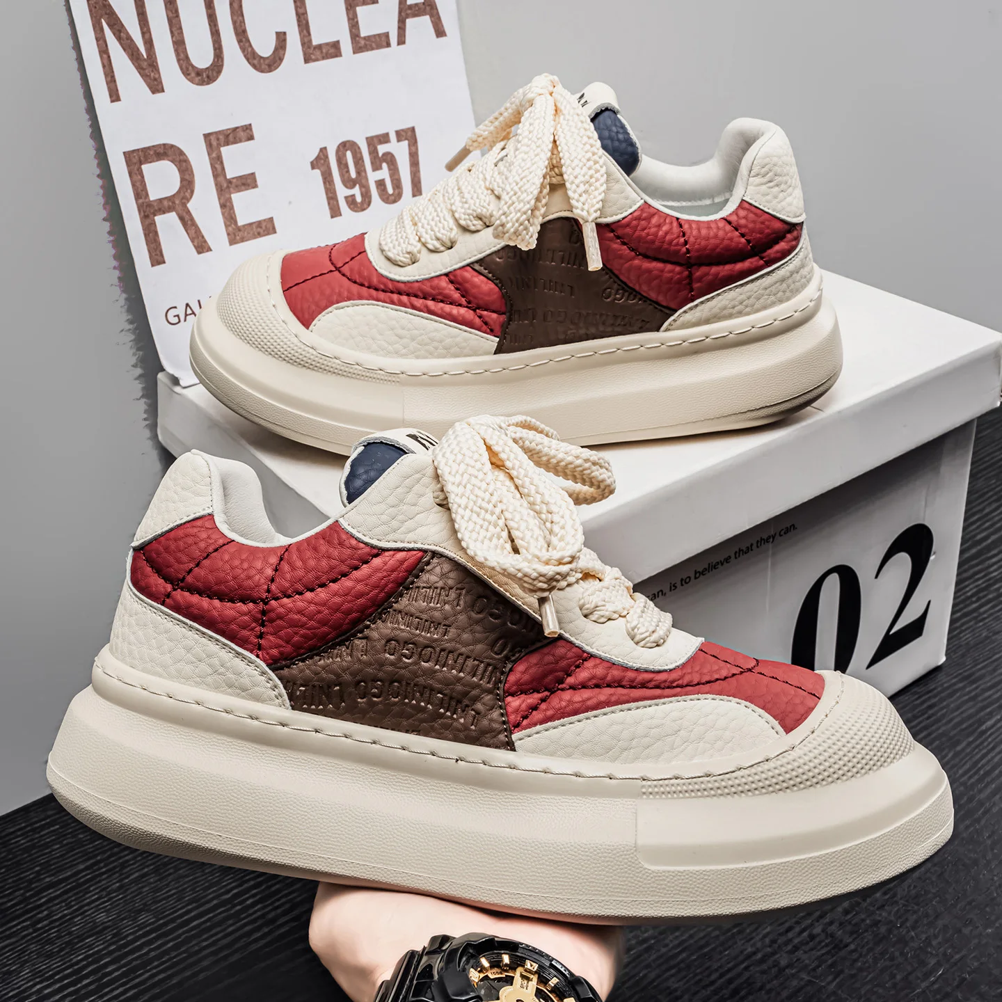 

Новые мужские туфли для скейтбординга на платформе, модные универсальные повседневные кроссовки, туфли на толстой подошве, увеличивающие рост, нескользящие, износостойкие