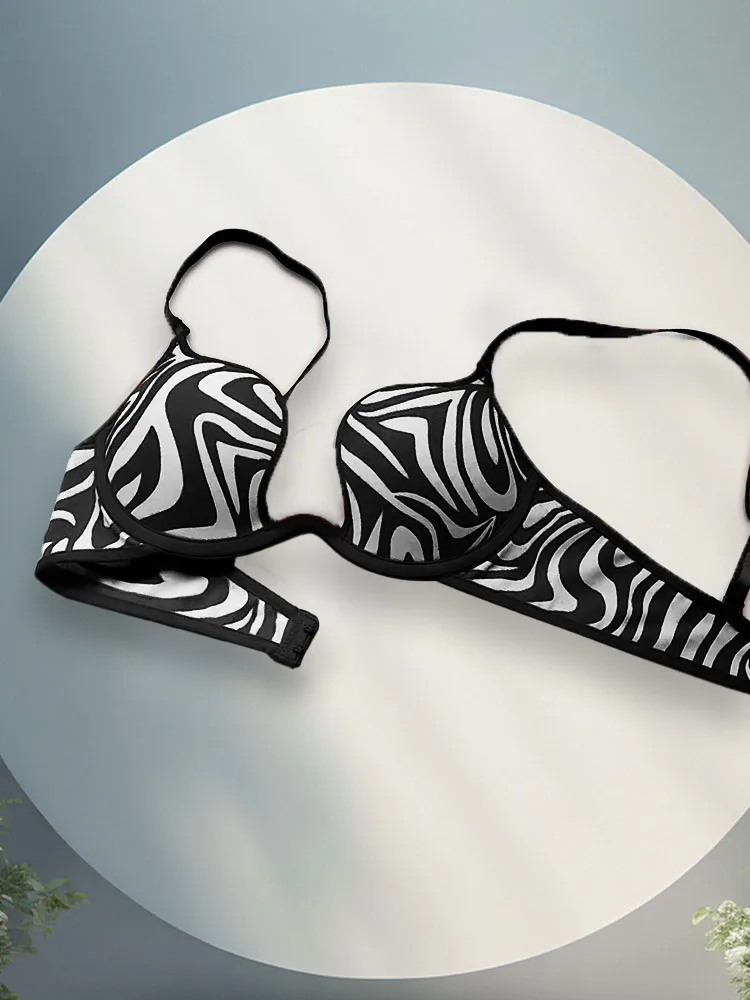 Sujetador de inmersión en U profundo para mujer, sujetador de camiseta con relleno para todos los días, Push Up, corte bajo, con aros, escote en V profundo