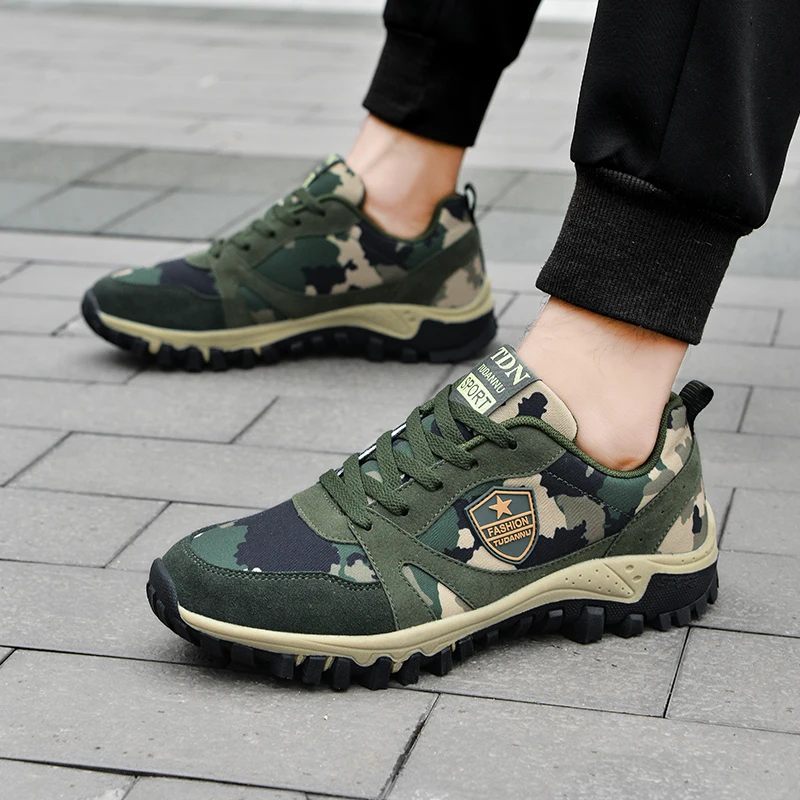 

Spring Outdoor Men Hiking Mountain Shoes Army Green Male Hiker Climbing Shoes Anti-slippery Women Athletic Forest Walking Shoes