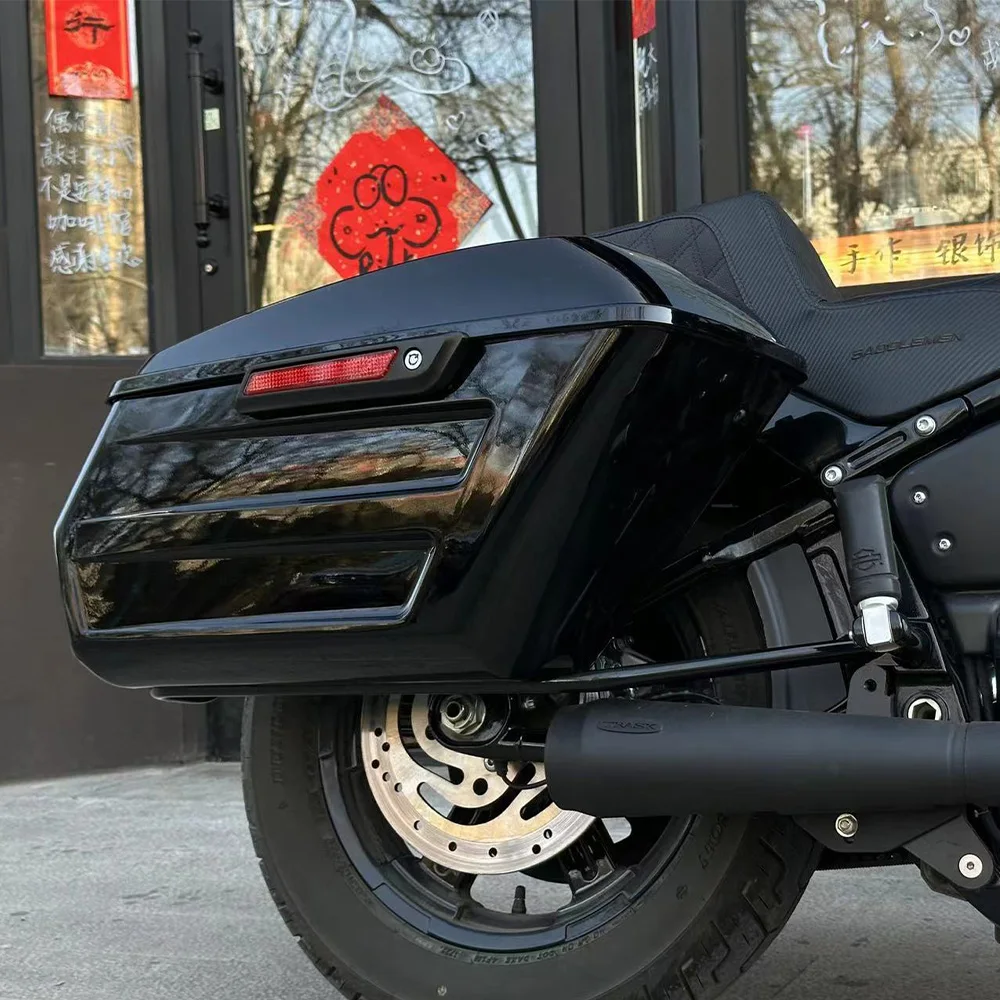 Motorcycle Black Hard Chopped Performance Saddlebag Bags For Harley Touring Road King Road Glide Street Glide 2014-2023