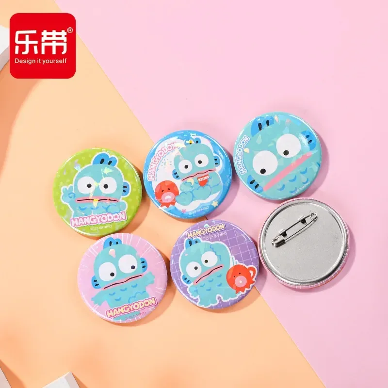 Insigne de poisson Sanurgente Hangmongolia en-ly, prix Studrnts Kawaii, insigne de poitrine, cadeaux de papeterie, 10 pièces par boîte