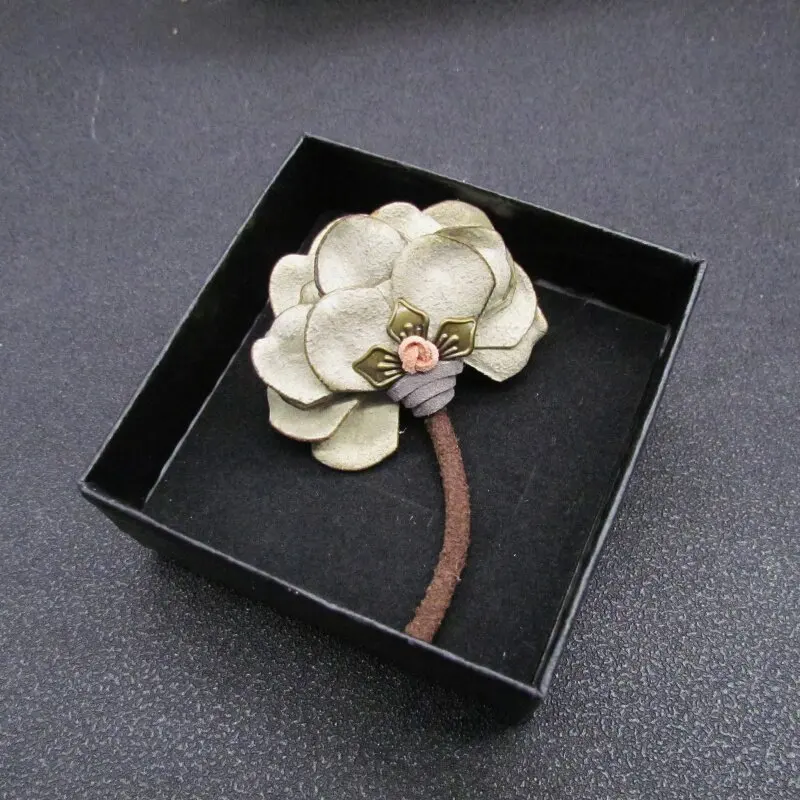 Original Design Chinese Style Retro Fabric Flower Brooch Lucky Blessed Charm Mixed Materials For Coats Suits Shawls Cheongsams