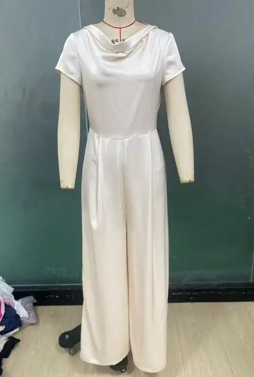 

Solid Color Elegant Swing Collar Satin Jumpsuit Summer New Fashion High-End Texture Women's High Waisted Straight Leg Jumpsuit