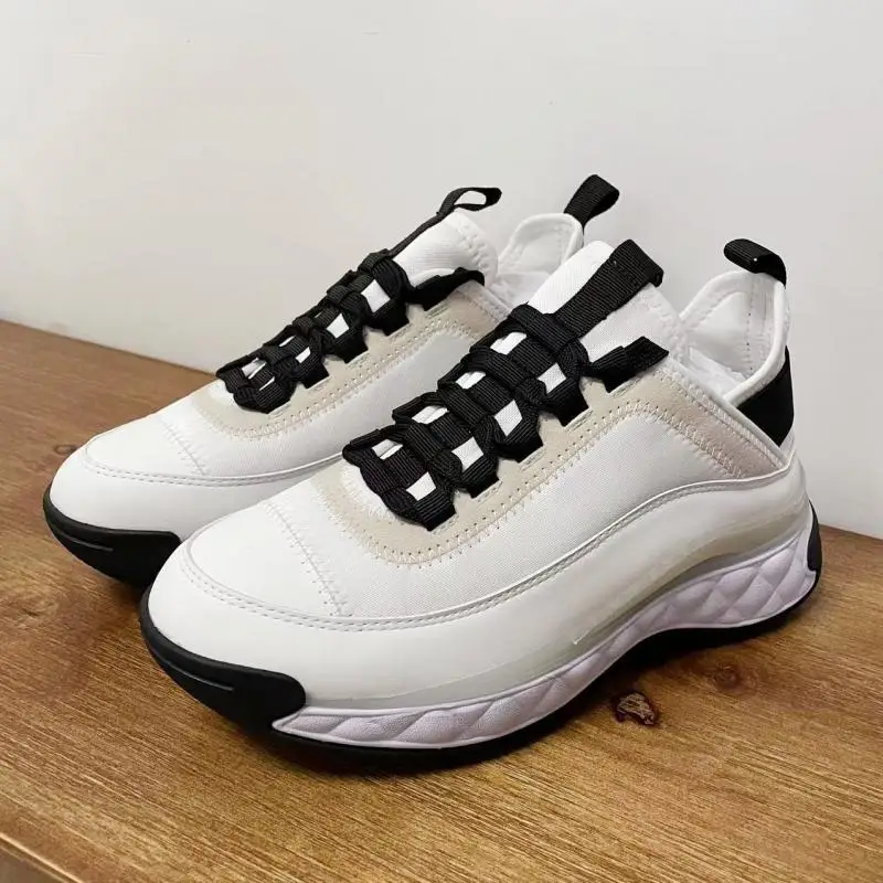 2024 New Dad Shoes Women\'s Sports Shoes Inner Height Increase Air Cushion Shoes Color Matching Versatile Casual White Shoes