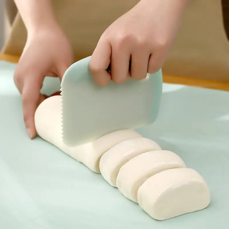 faca-de-cozinha-multifuncional-para-assar-e-enrolar-massa-com-escala-para-uso-domestico-para-cortar-farinha-arroz-e-macarrao-ferramenta-profissional