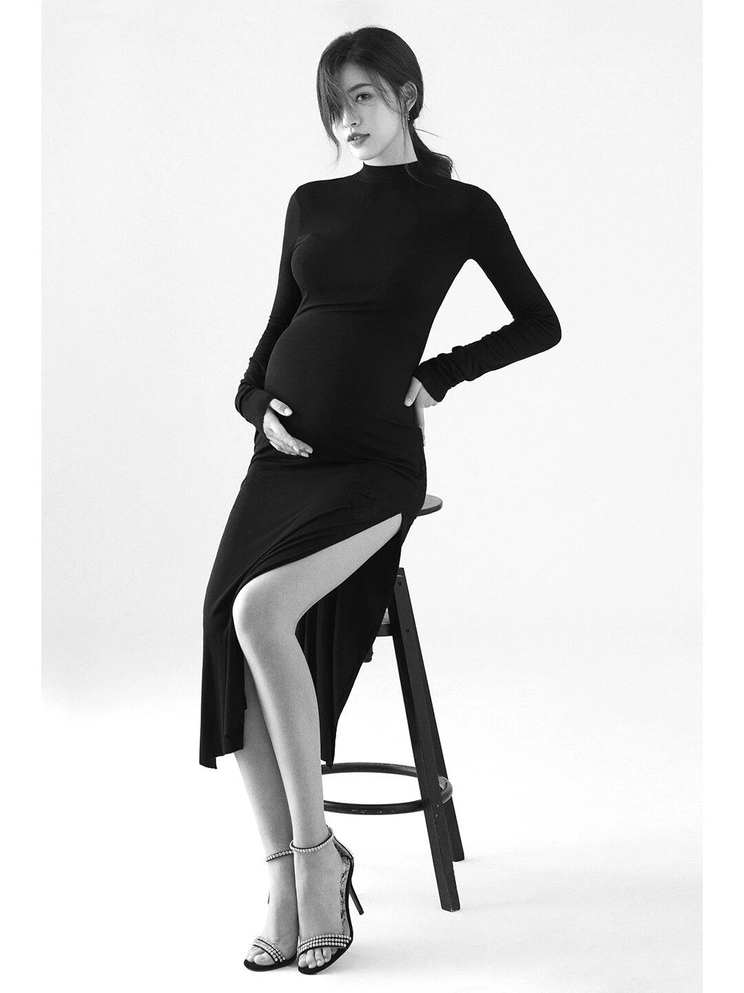 black and white pregnancy dresses Monroe | Black AND White Crew-Neck Maternity Maxi Dress With Drop-Waist main image 0