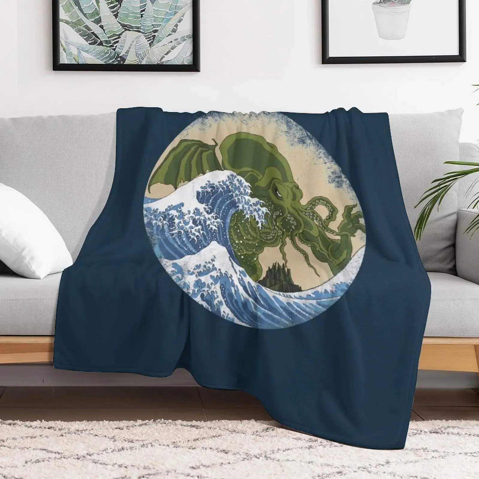 Hokusai Cthulhu Throw Blanket Stylish Decor Blanket Gift for Friends Roommate