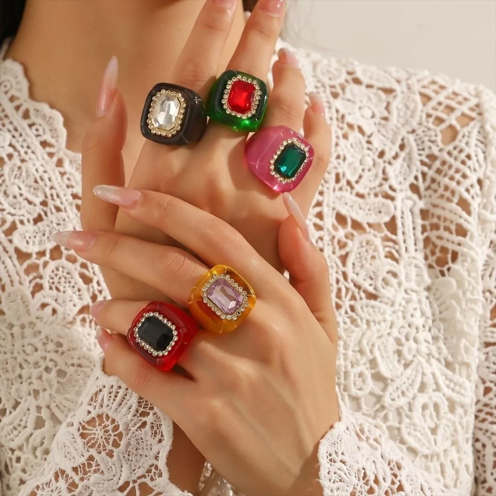 New Resin Rhinestones Ring Colorful Geometric Finger Ring Elegant Jewelry Three-dimensional Square Ring for Women