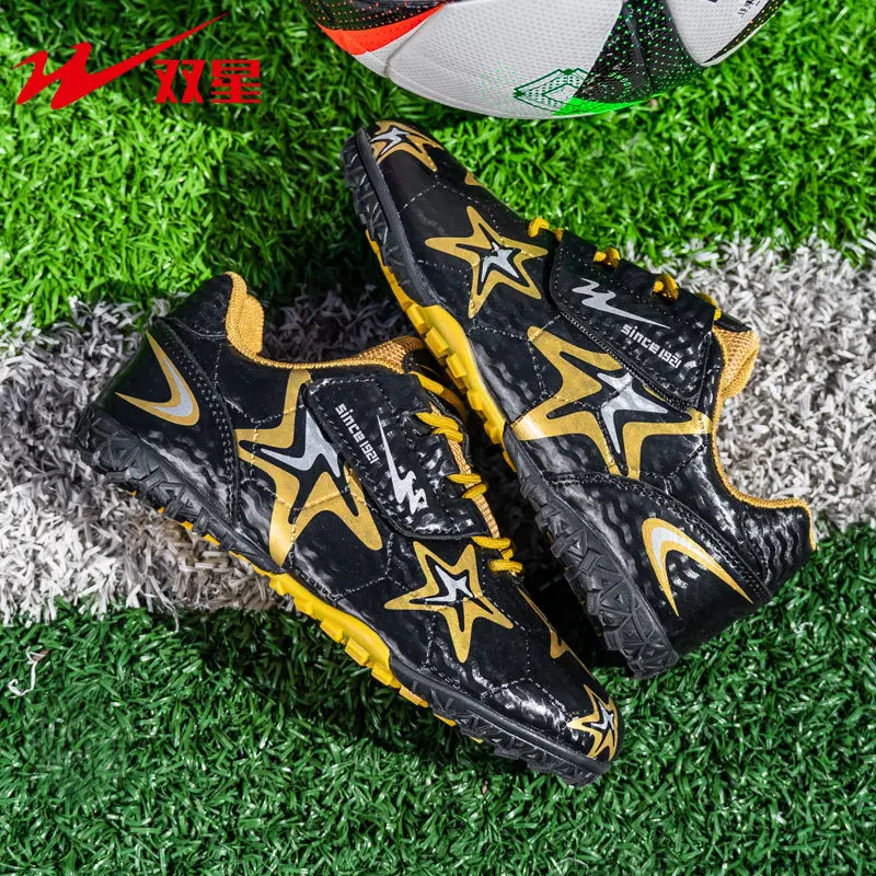 

Modern Soccer Boots Chic Shape, Lightweight Structure, Comfort Football Cleats for Training and Outdoor Travel