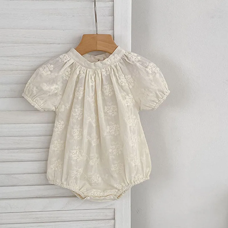 Girls Onesie 2026 Spring and Summer New Childrens Clothes Korean Style Girls Baby Sweet Embroidered Jacquard Onesie Simple