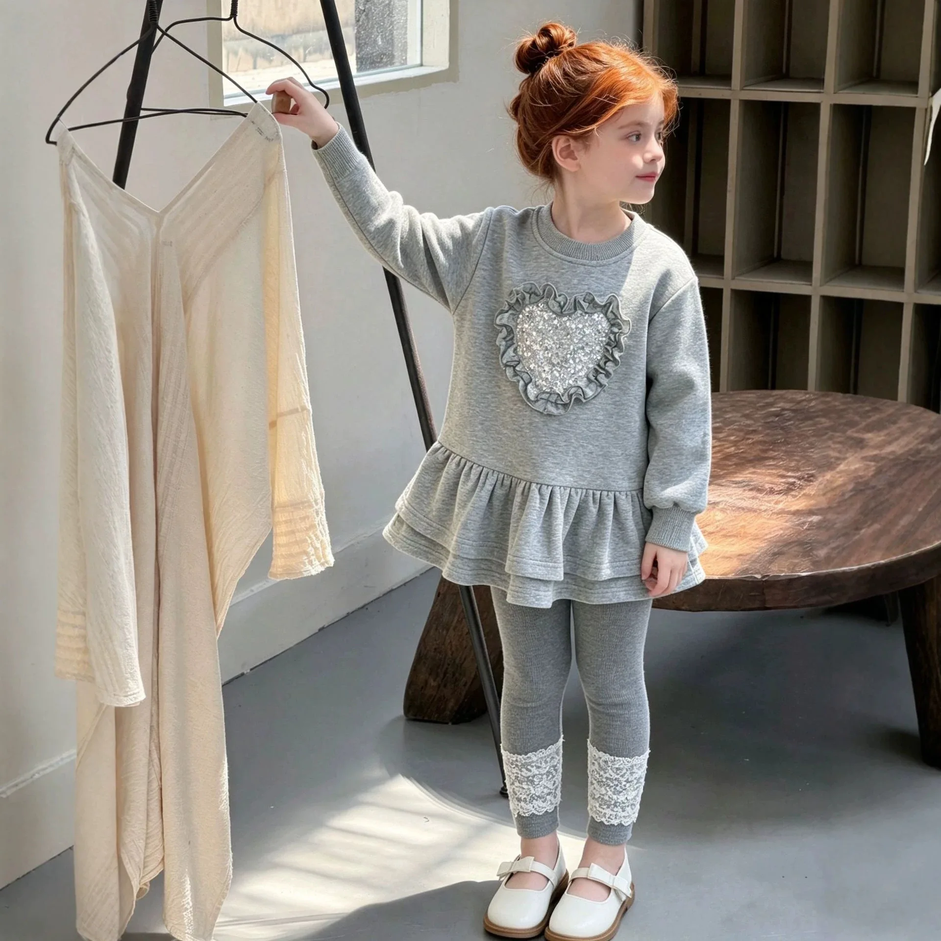 Children's Hoodies Dress Set Autumn New Children's Sequins Love Top Slimming Leggings Two Piece Set