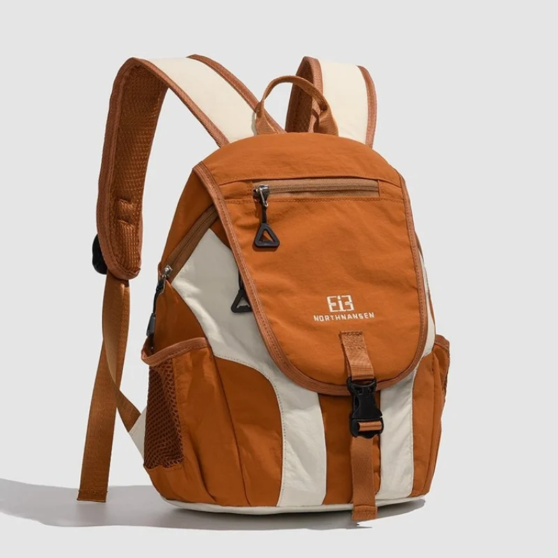 

Shoulder leisure bag with niche design, travel bag, dopamine-style outdoor mountaineering bag, large-capacity women's backpack,