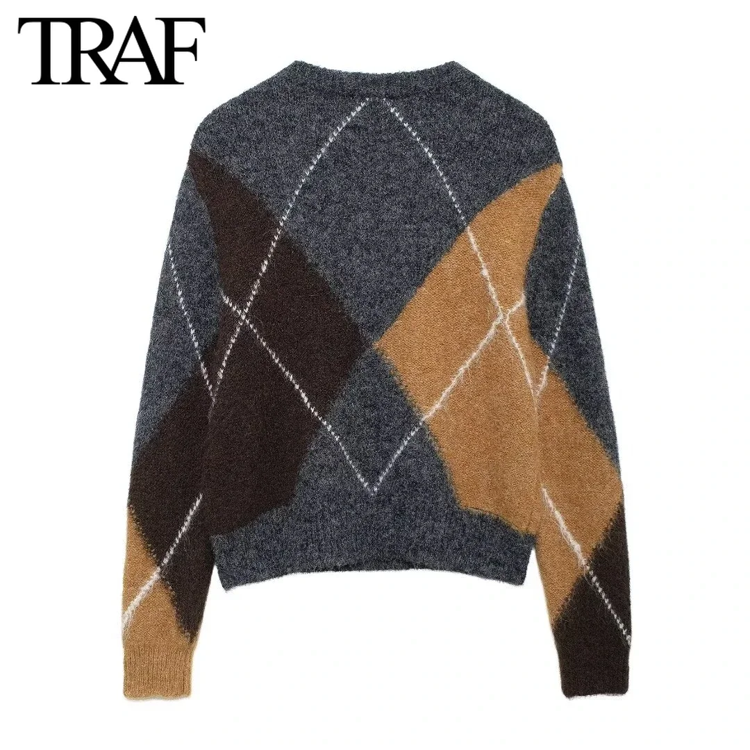 TRAF Women Fashion Autumn Winter New Plaid Contrasting Sweater Long Sleeves V-neck Pullover Tops Chic Female Knit Sweaters Mujer