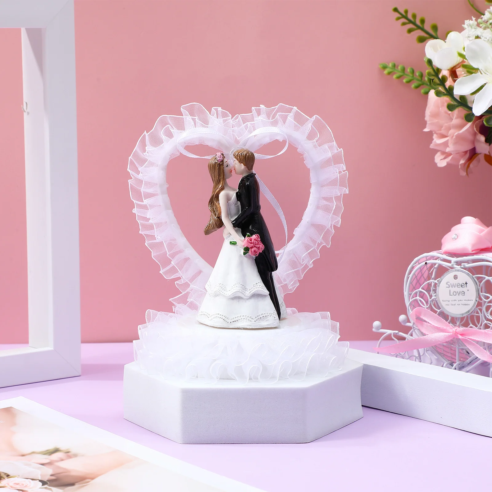 

Wedding Cake Bride Groom Heart Shape Decoration Romantic Cake Ornament Party Dessert Table Decor Cupcake Ornaments