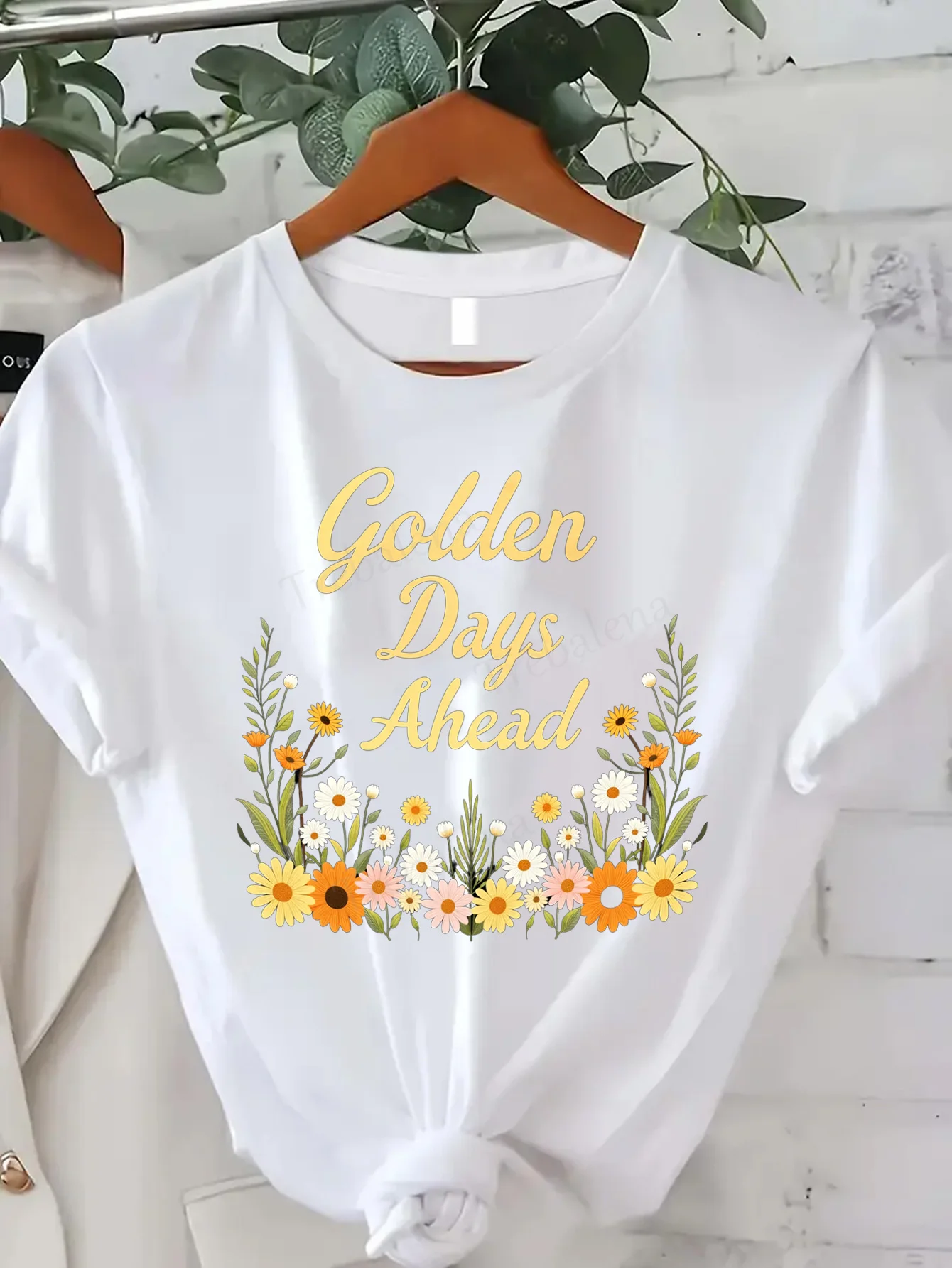 

Comfortable Women's Print T-shirt "Golden Days Ahead Floral Print T-Shirt for Women, Casual Summer Style"