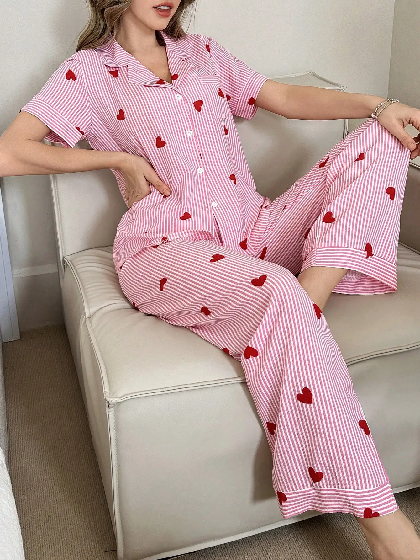 

Women's Pink Stripe Heart Print Short Sleeve Pajama Set with Lapel Collar for Valentine's Day & Lounge