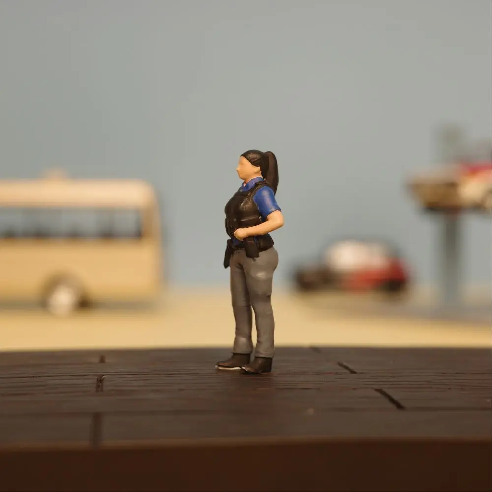 1/64 Patrol Officer Set Police High Precision Miniature Figures Car Models Scene Diorama Accessories