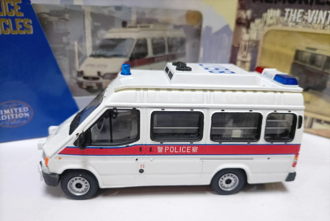 1:43 Scale Diecast Alloy Ford Police Support Patrol Vehicle Car Model Classic Adult Collection Toys Souvenir Gift Static Display