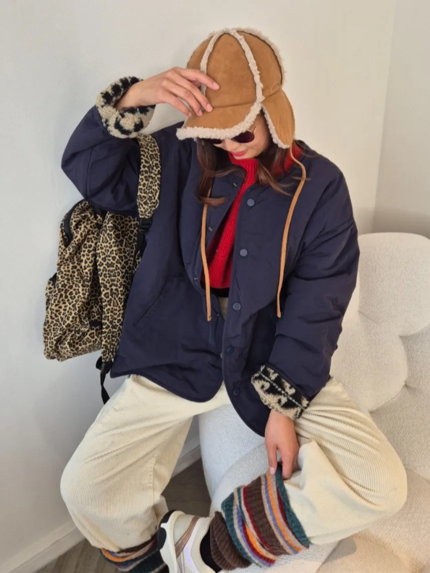 暖かい両面着用ラムファージャケット女性ルーズレイジースレアンチエイジングコットンコートシックレトロフェアアイルトレンド春秋