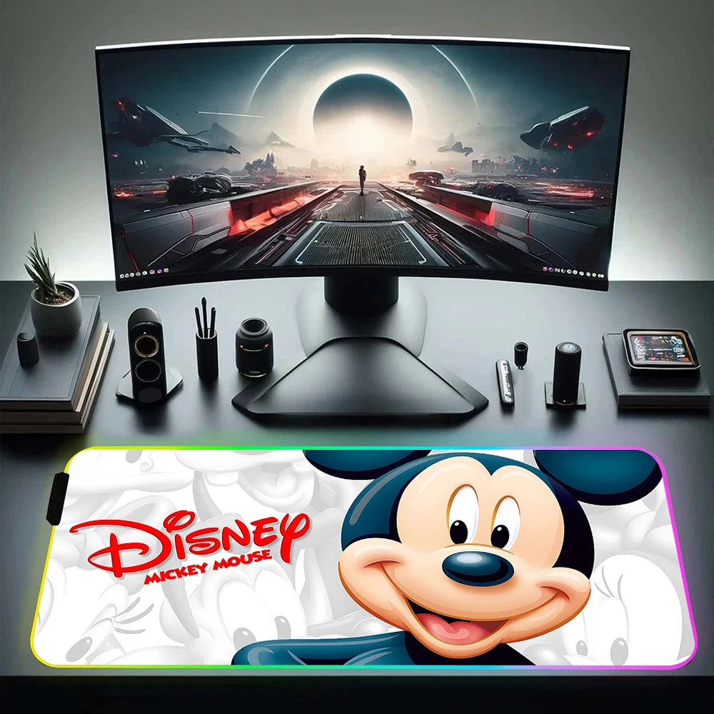 Mouse Pad dos desenhos animados com LED Glowing Mouse Mats, Mickey Mouse Pad, Minnie Mouse Pad, RGB PC Gamer, Rubber Gaming Computer Mausepad