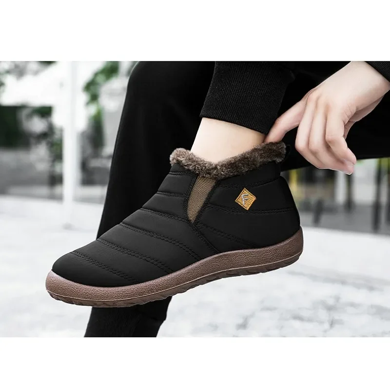 Winter New Cotton Shoes Men's One Step Cotton Boots Men's High Top Snow Boots with Thick Velvet, Windproof and Warm Shoes