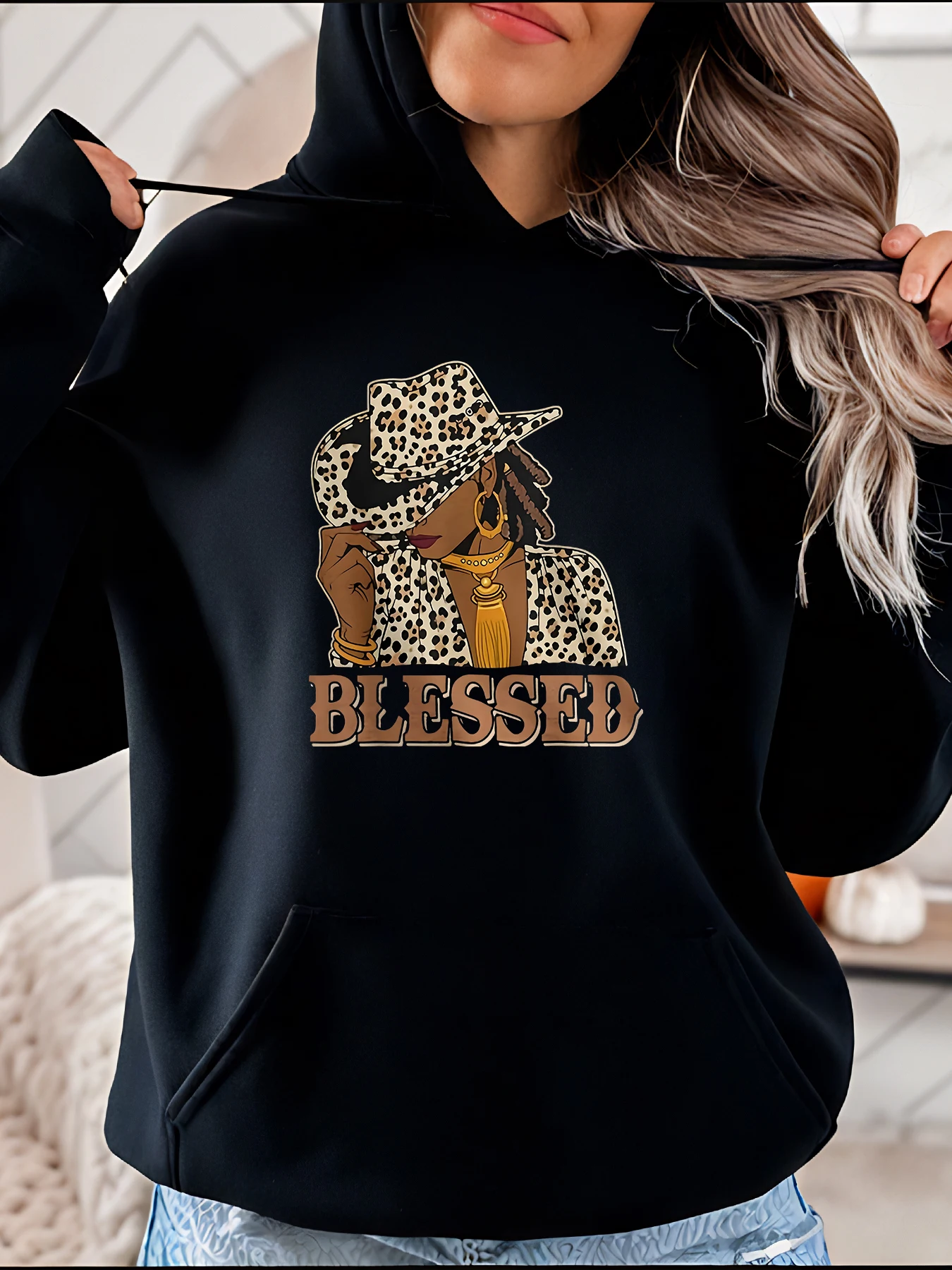 

Женская черная толстовка с леопардовым принтом, женская повседневная уличная одежда с графическим дизайном и благословением, модная толстовка для женщин