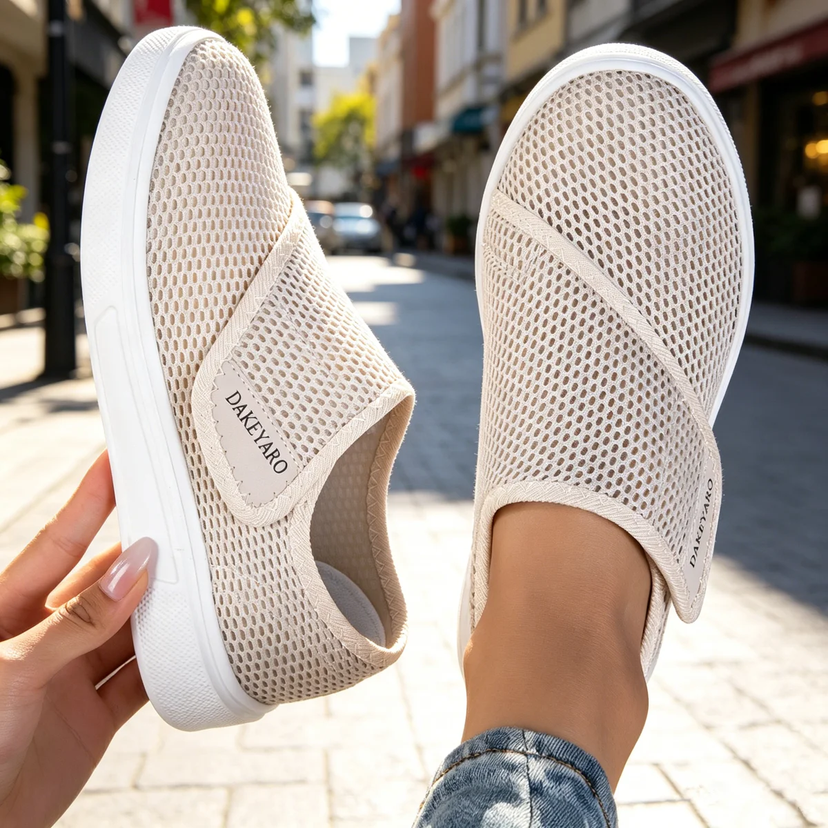 Wide Version of Velcro Walking Casual Mom Shoes, Ultra-Light, Soft-Soled, Non-Stuffy, Large Mesh, Comfortable Slip-On Walking Shoes