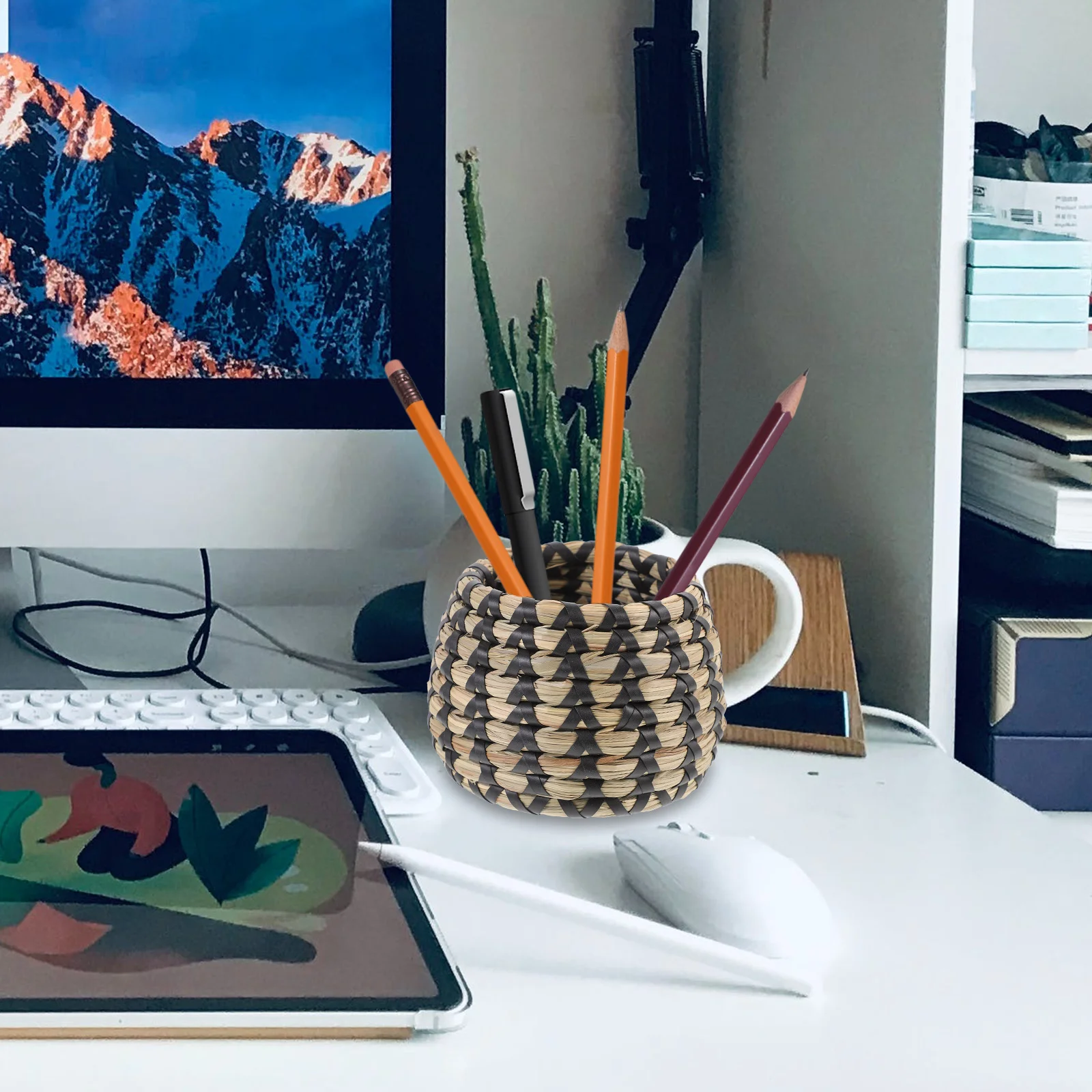 

1pc Natural Straw Woven Pen Holder Sleeve Multi-Purpose Desktop Storage Basket Woven Flowerpot Protector For Home Office Decor