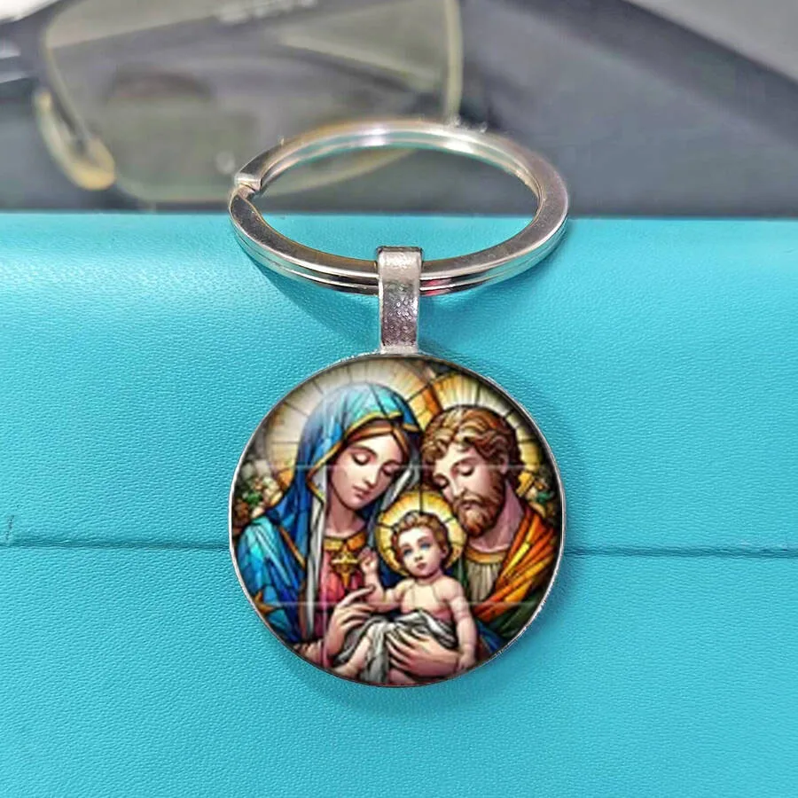 Stained Glass Virgin Mary Holy Family Glass Keychain Religious Catholic Mosaic Faith Round Key Pendant Bag Accessory Gift