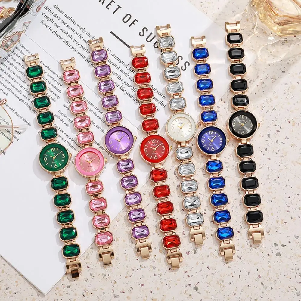 Rhinestone Quartz Watches Diamond Studded Watch Strap with Adjustable Bracelet Rotundity Shaped Watch Women Wristwatch Gift