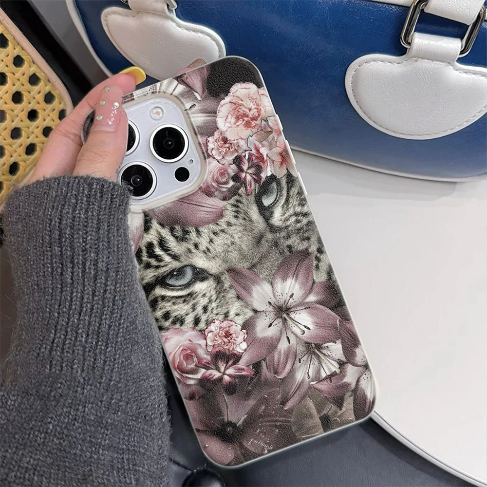 Cheetah Peach Blossom Combination Aesthetics Phone Case For iPhone 17 17Air 16 15 14 13 12 11 Pro Max Silicone Soft Cover Funda