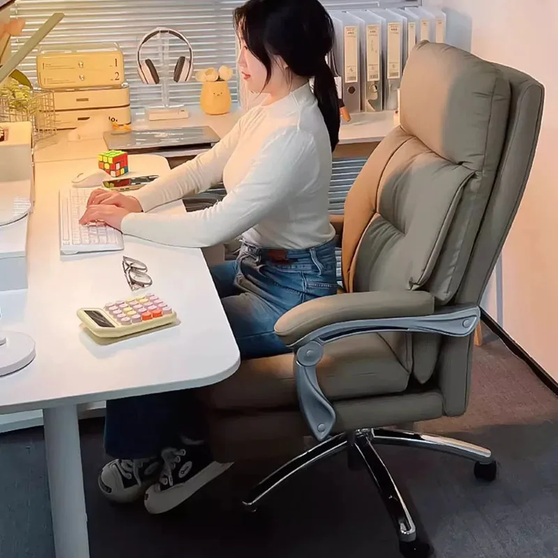 Recliner Luxury Office Chair Desk Throne Computer Comfortable Arm Office Chair Conference Designer Muebles Trendy Furniture
