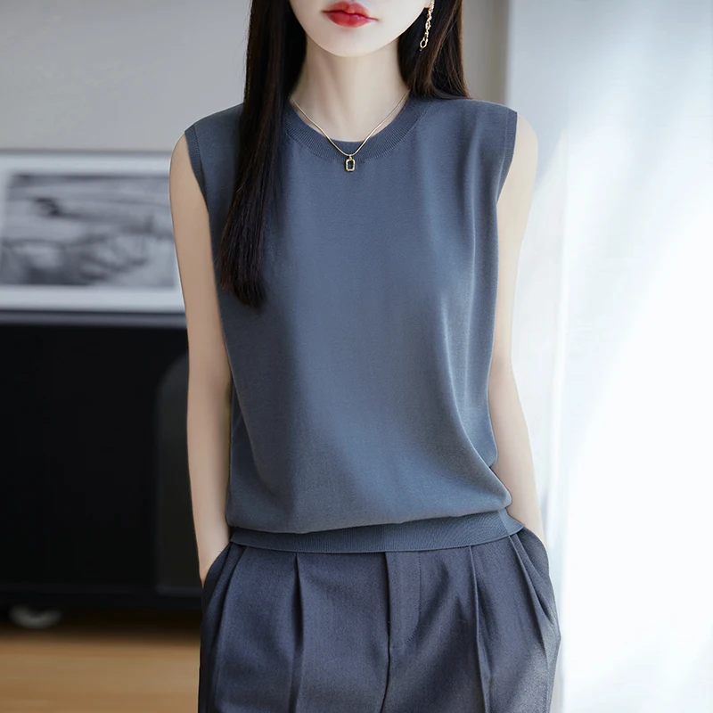 Hot Sales Summer Lyocell and Mulberry silk Blend Tops Women's Casual O-neck Sleeveless Knitted Pullover Soft Comfortable Black