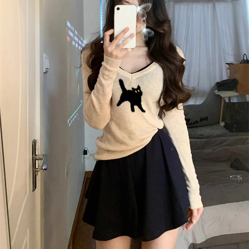 T-Shirt a maniche lunghe lavorata a maglia con gatto sottile da donna con scollo a v coreano