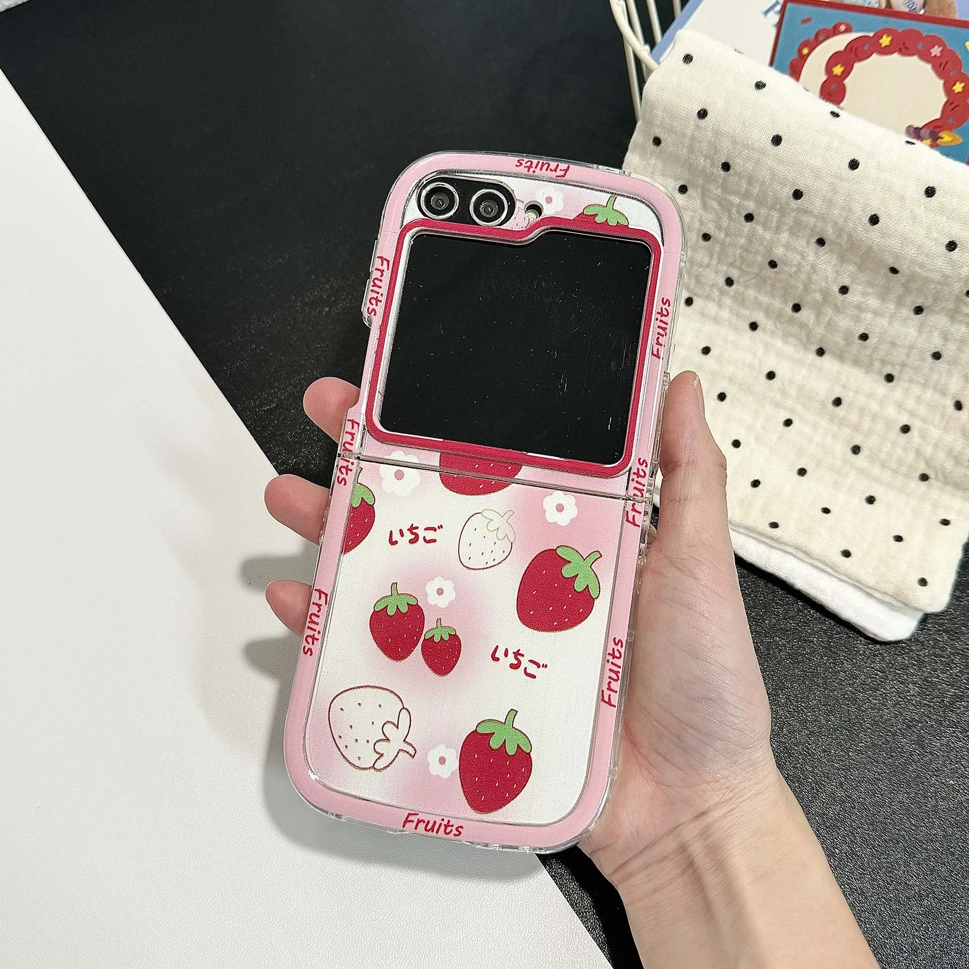 Cartoon Blueberry Strawberry Phone Case for Samsung Galaxy Z Flip6 4 3 Hard Cover for ZFlip3 Zflip4 Zflip5 Solid Shell Bracket