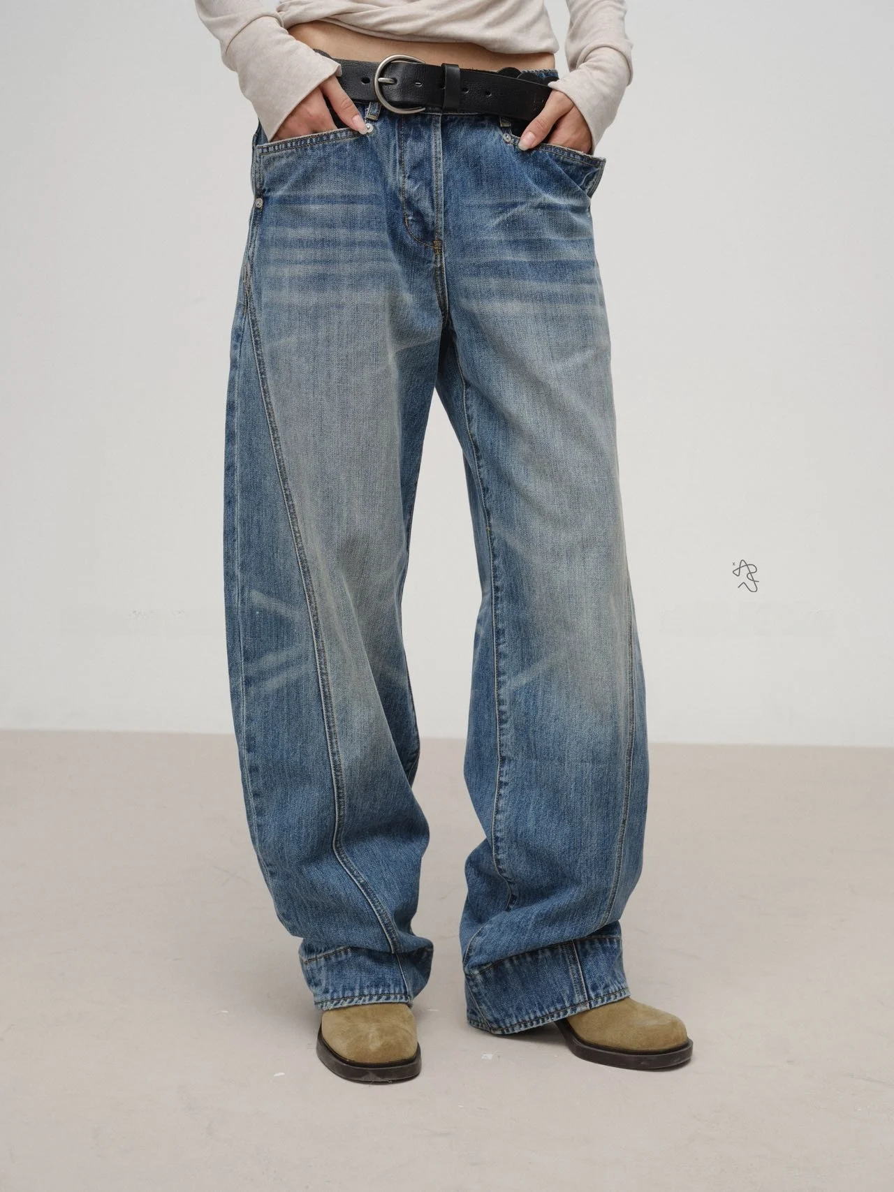 

Женские джинсы с низкой талией и широкими штанинами, повседневные, осенняя коллекция 2025, новые, в американском ретро-стиле, свободного кроя, из денима.