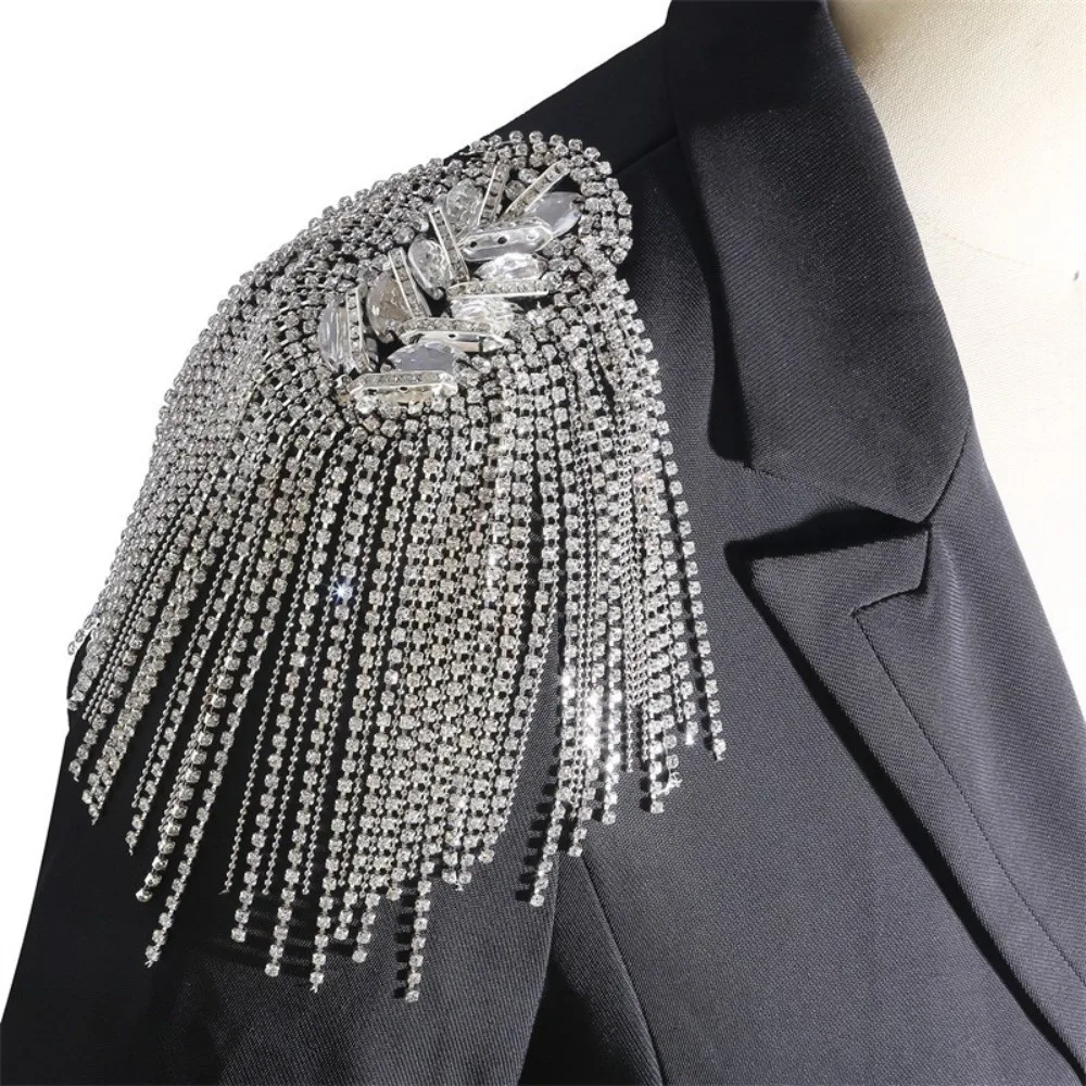 Retro Handmade Shoulder Epaulettes Long Chain Vintage Tassel Shoulder Board Fringe Design Lightweight Rhinestone Epaulet Gifts