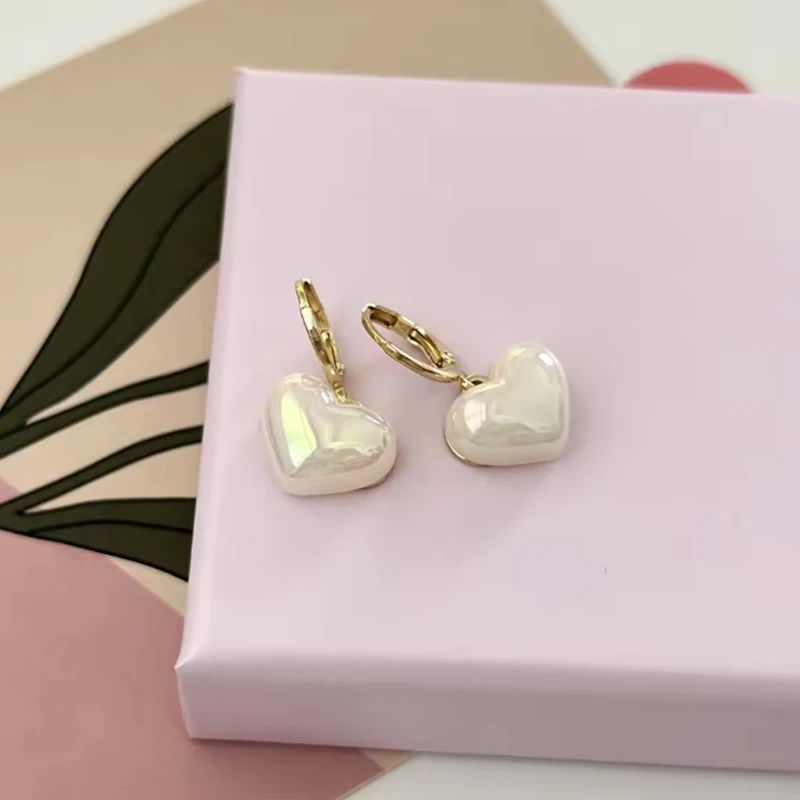 

Simple Imitation Pearl Earrings For Women Heart-Shaped Earrings Fashion Jewelry Valentine's Day Anniversary Gifts Wholesale