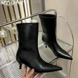 Kobiety Szpiczaste Botki Skórzane Średnie Obcasy Eleganckie Buty Kobieta Trend Chelseas Buty Czółenka Nowe Walking Goth Mujer Snow Botas