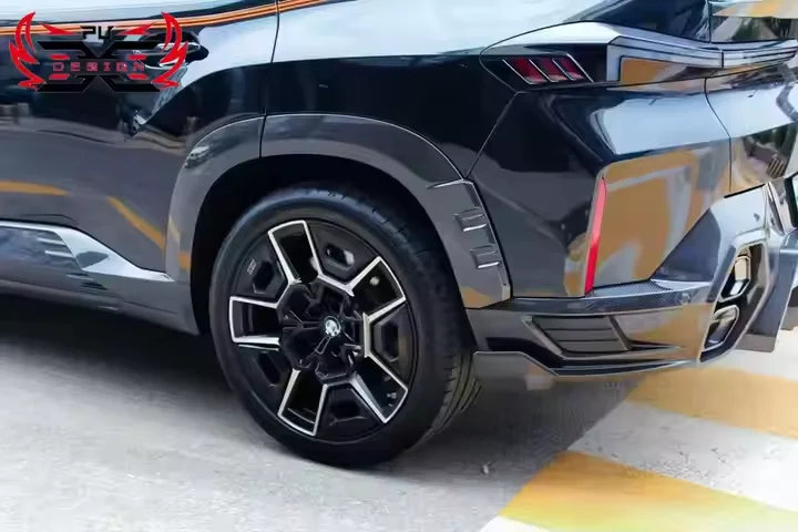 أقواس درابزين من ألياف الكربون الجافة لمجموعة هيكل العجلة BMW XM G09 LD Style