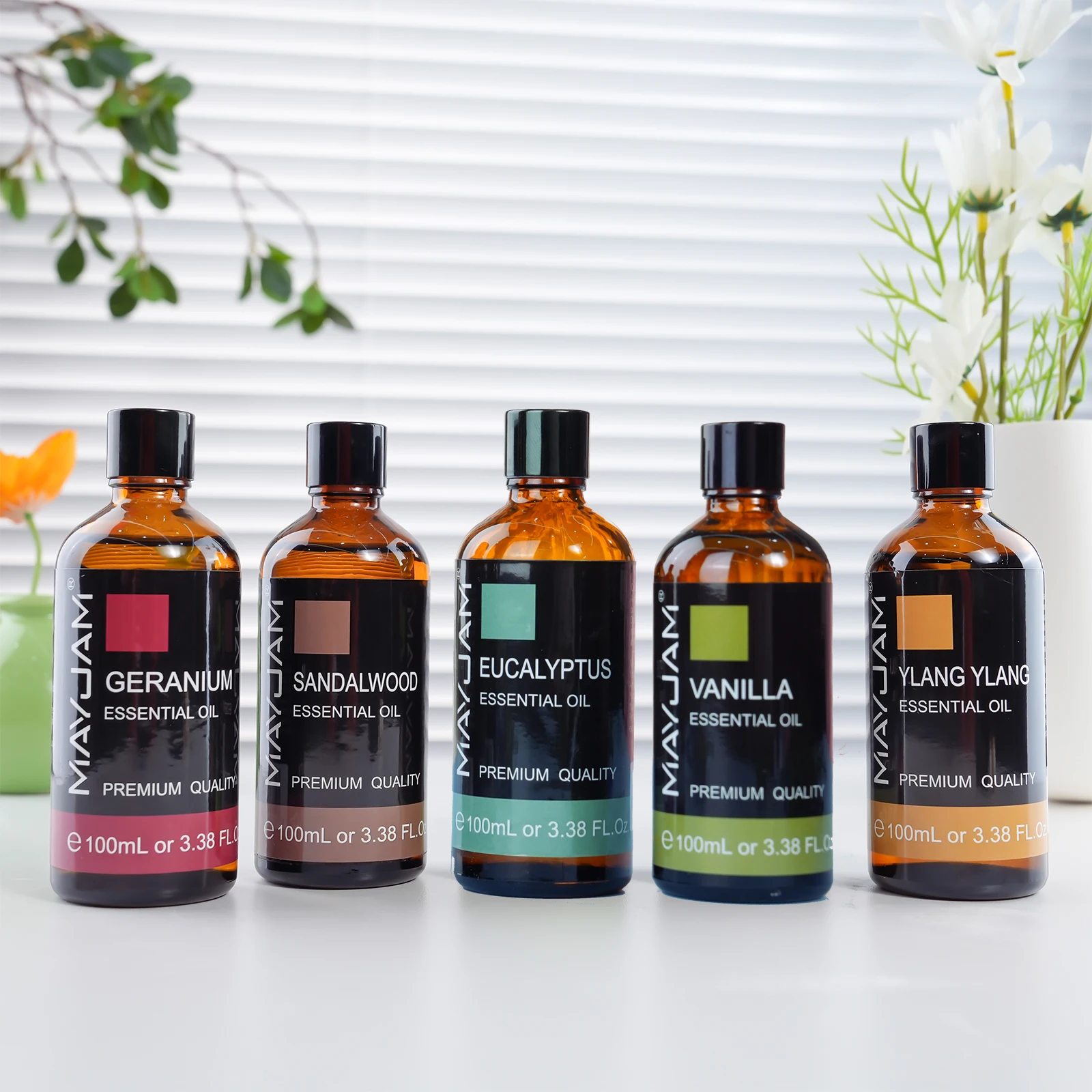MAYJAM Olio Essenziale Puro di Sandalo, Vaniglia, Ylang Ylang, Eucalipto, Geranio per Diffusore - 3.38 Fl Oz Olio per Aromaterapia, Deodorante per Auto, Prodotti per Fragranze Fai-da-te