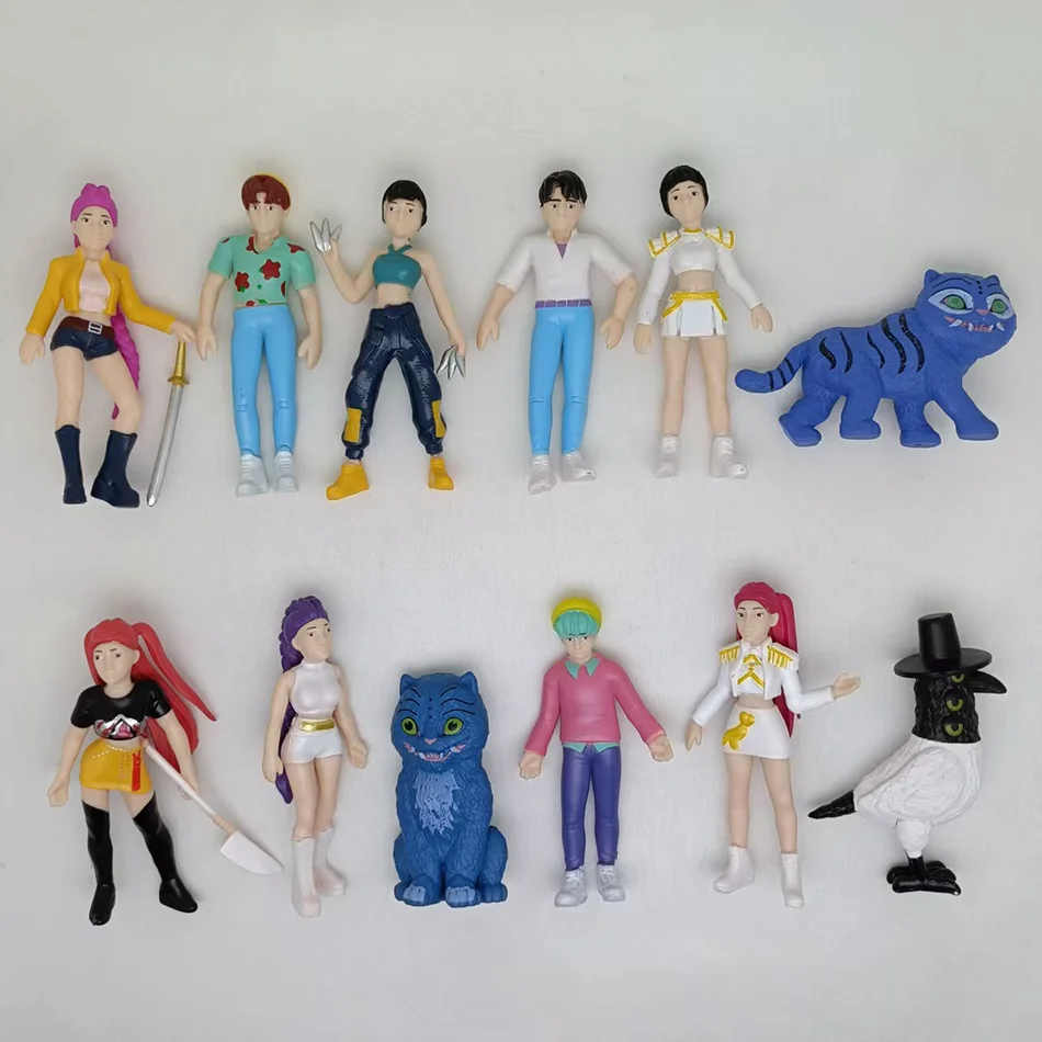 กล่องสุ่ม 12 ชิ้น ฟิกเกอร์แอคชั่น Kpop Demon Hunters ตัวละคร Derpys Tiger Rumi Mira Zoey Sussy ของเล่นสะสมสำหรับแฟนคลับ