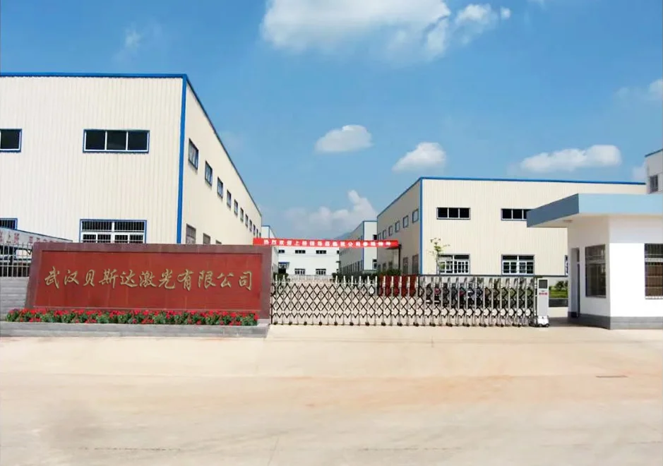 الصدأ 50 واط 100 واط 200 واط نوع حقيبة الظهر الصغيرة المدمجة موبا متعددة الوظائف آلة تنظيف ألياف الليزر #4