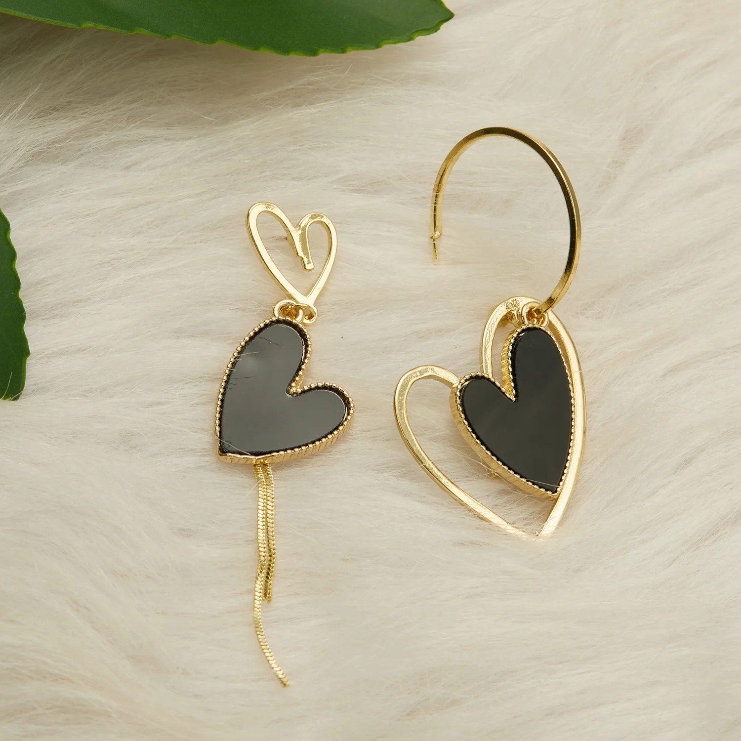 Korean Personality Black Heart Dangle Earrings For Women Asymmetric Long Tassel Drop Earrings Wedding Party Jewelry Gift