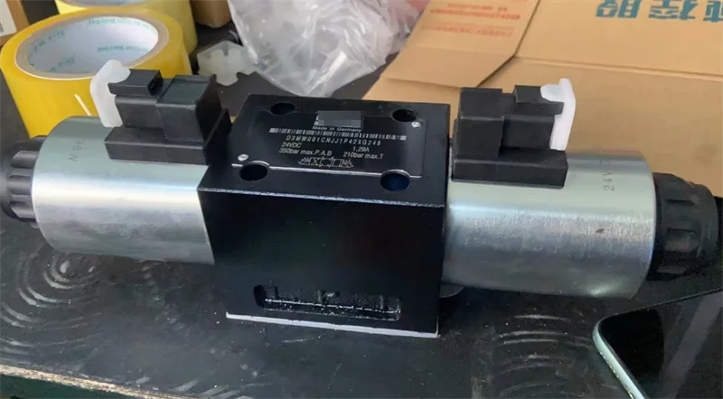 Valvola idraulica Valvola D1VW D1VW004CNJW D1VW004CNJWL91 D1VW020BNJDLJ5 D1VW030BNJW Valvola di controllo direzionale idraulica