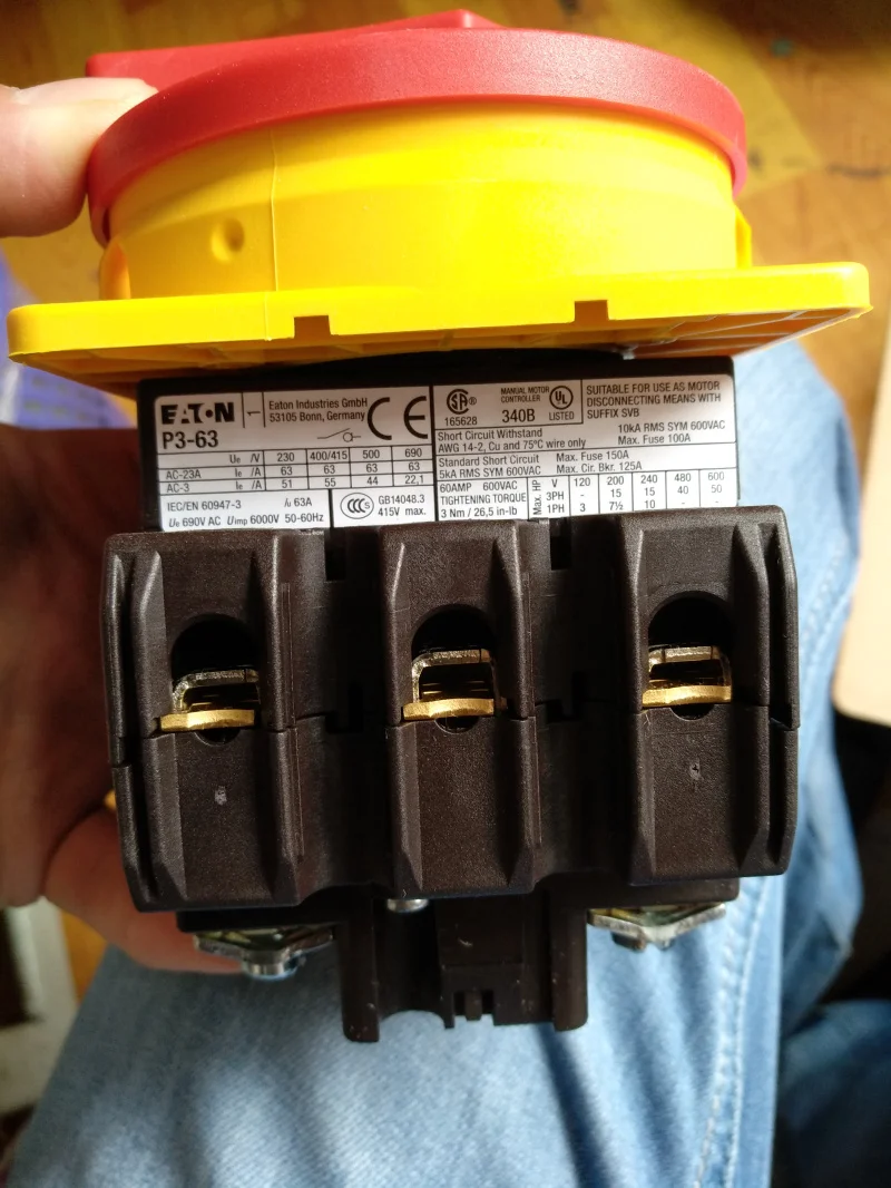 New Original  Eaton Coincidence disconnecting switch P3-63/EA/SVB