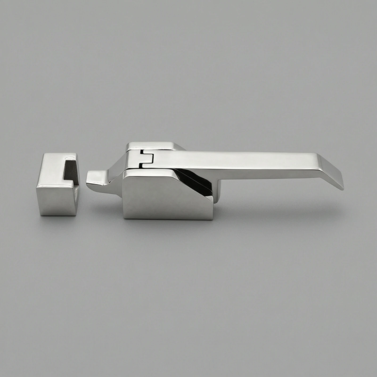Compression Latch Ergonomic Polished Silver Lever-Style Door Lock Pressing Latch Mechanism Handle Sleek for Ovens