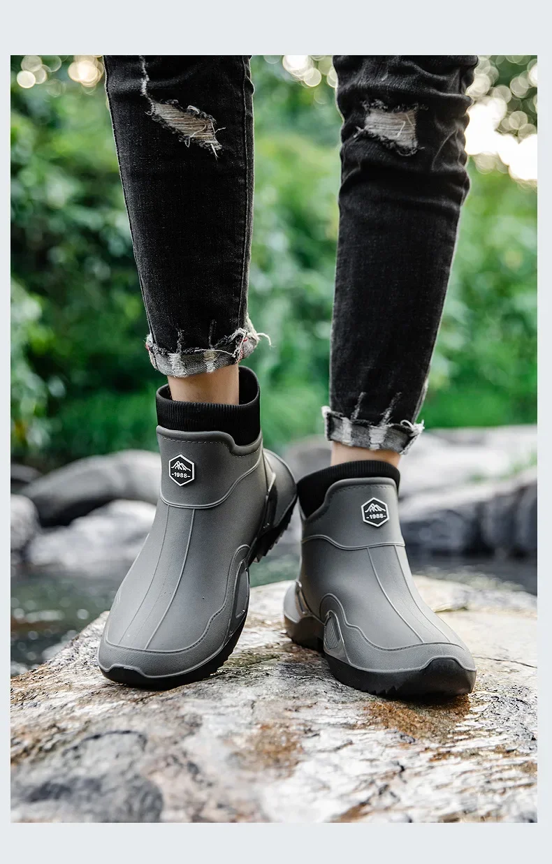 Unisex Kurze Regenstiefel Rutschfest Verstärktes PVC-Material Runde Zehenkappe Knöchelhoch Paarstiefel für Frühling und Sommer Wasserschuhe – Detail 23