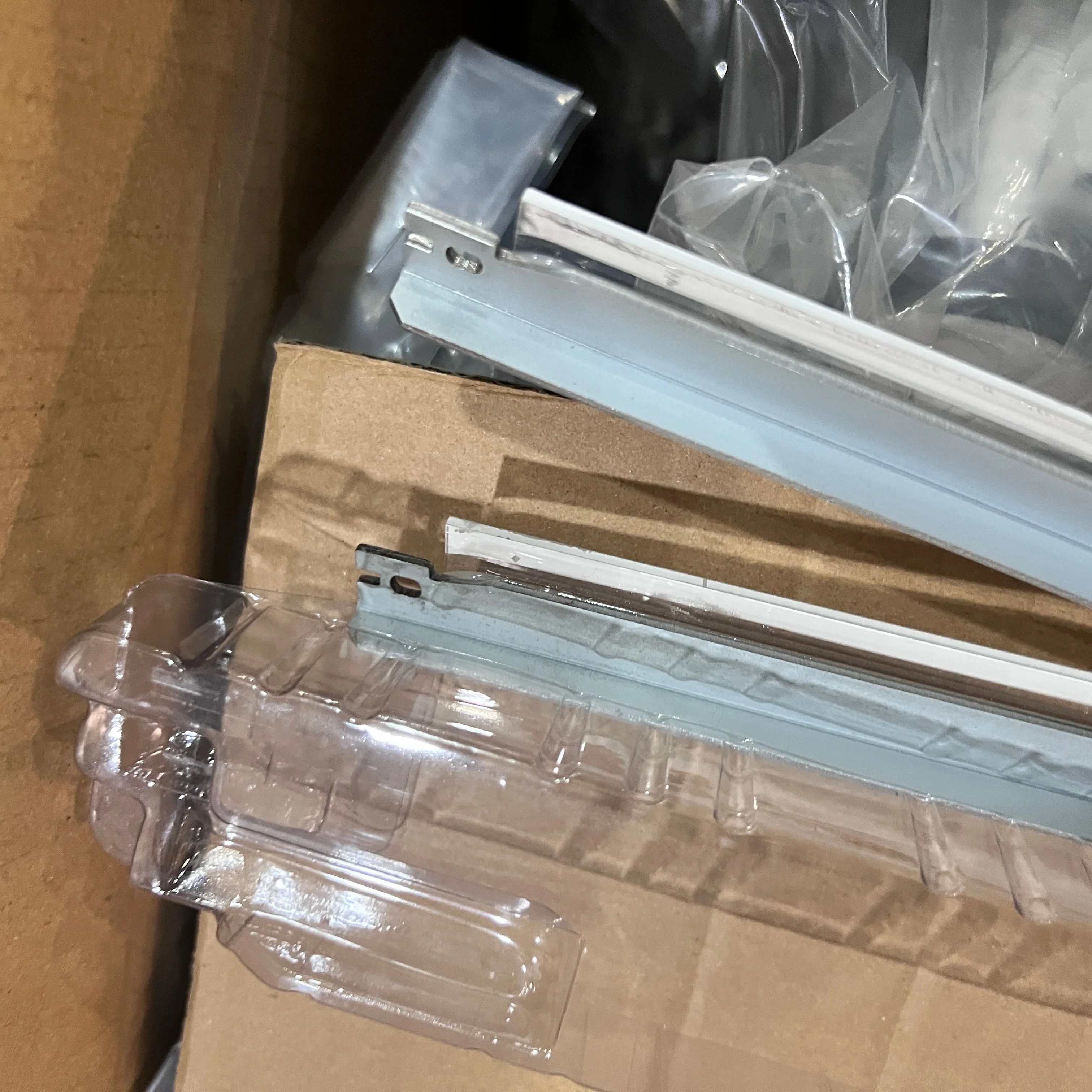 

PCR Charge Roller Cleaning Blade For Ricoh MPC6502 MPC8002 PRO C651 C751 C5100 5110 6502 8002 C5200 C5300 Drum Cleaning Blade